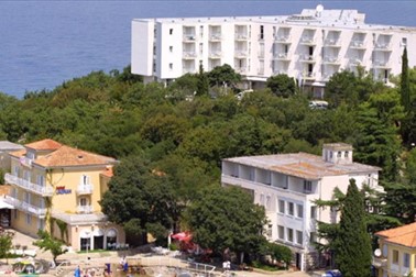 Hotel Adriatic, Omišalj: 2 noćenja s polupansionom