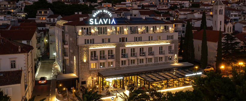 Grand hotel Slavia, Baška Voda, morski odmor - Kuponko.si