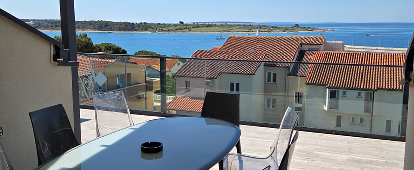 Kristal Paris Resort, odmor u Novalji na Pagu - Kuponko.si