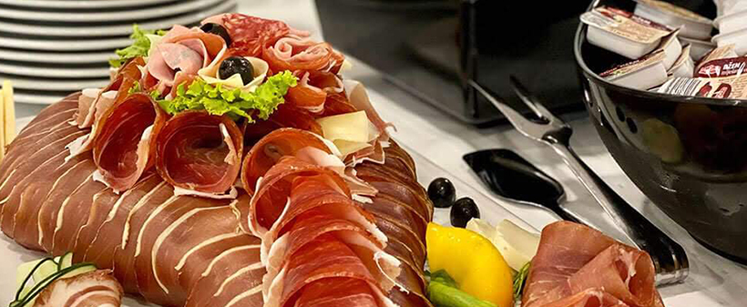 Obiteljski resort Urania, Baška Voda: obiteljski odmor - Kuponko.si