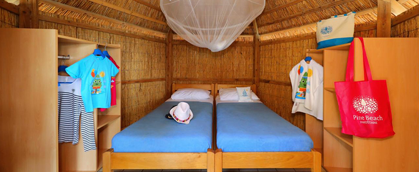 Pine beach resort, Pakoštane: mobilne kućice - Kuponko.si