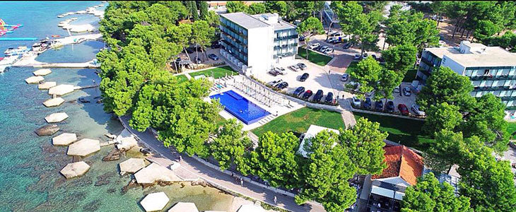Vile Arausana & Antonina 4*, paket TASTE & RELAX - Kuponko.si
