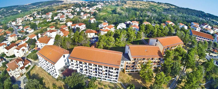 San Marino Sunny Resort, otok Rab, odmor s polupansiono - Kuponko.si