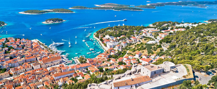 Fontana resort, Jelsa, Hvar: odmor u apartmanu - Kuponko.si