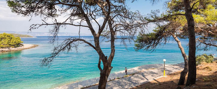 Fontana resort, Jelsa, Hvar: odmor u apartmanu - Kuponko.si