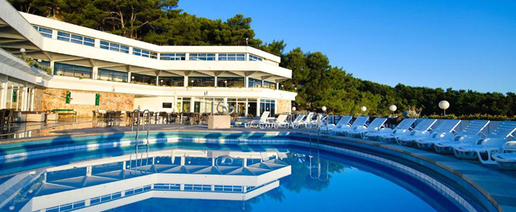 Fontana resort, Jelsa, Hvar: odmor u apartmanu - Kuponko.si