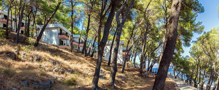Fontana resort, Jelsa, Hvar: odmor u apartmanu - Kuponko.si