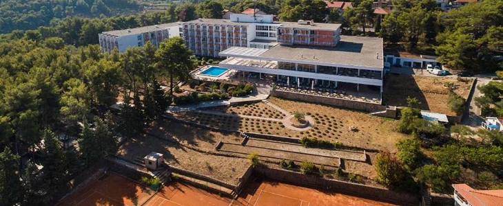 Hotel Hvar 3*, Jelsa: uskrsni odmor - Kuponko.si