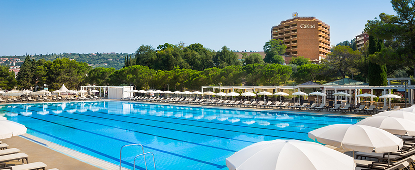 Remisens Hotel Lucija 4*: odmor s polupansionom - Kuponko.si