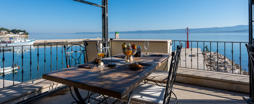 Hotel Kaštil 3*, Brač, nezaboravan morski odmor - Kuponko.si