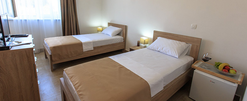 Lux Villa Sunce, Sutomore: 7x noćenje, puni pansion - Kuponko.si