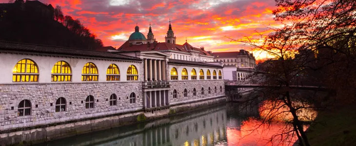 Brodica po Ljubljanici - kuponi za panoramsku vožnju - Kuponko.si