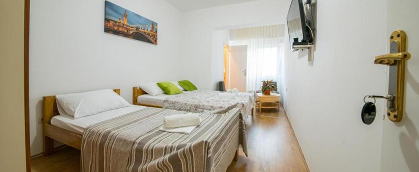 Hotel Rivijera 3*, Starigrad-Paklenica: morski odmor - Kuponko.si