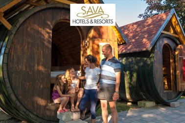 Glamping Vinsko selo Terme Ptuj: glamping u vinskoj bač