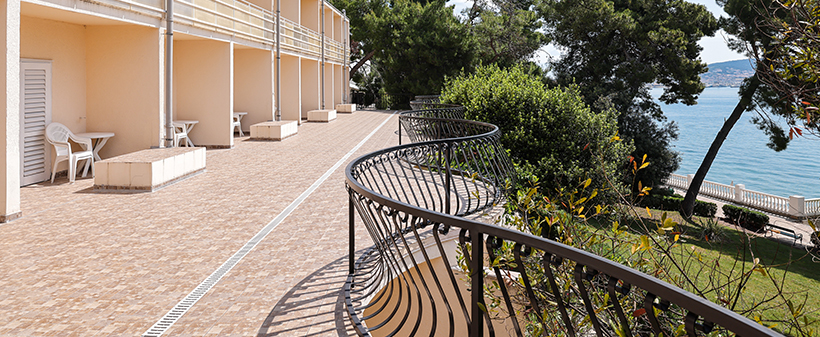Hotel Val***, Seget Donji, Trogir: morski odmor - Kuponko.si