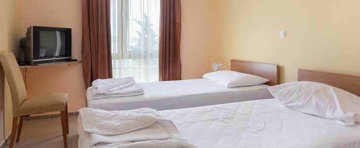 Hotel Zagreb 3*, Karlobag; morski odmor - Kuponko.si