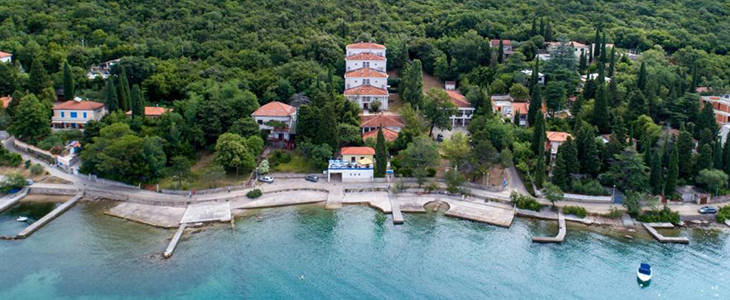 Hotel Delfin, Omišalj, Krk: odmor s polupansionom - Kuponko.si