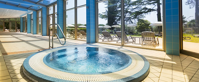 Remisens Hotel Lucija 4*: odmor s polupansionom - Kuponko.si
