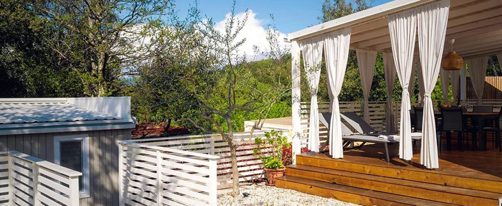 Camping Tina 4*, Vrsar: Deluxe mobilne kućice - Kuponko.si