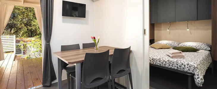 Camping Tina 4*, Vrsar: Premium mobilne kućice - Kuponko.si