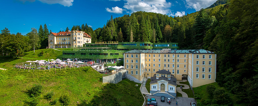 Rimske Terme, halloween pool party - Kuponko.si